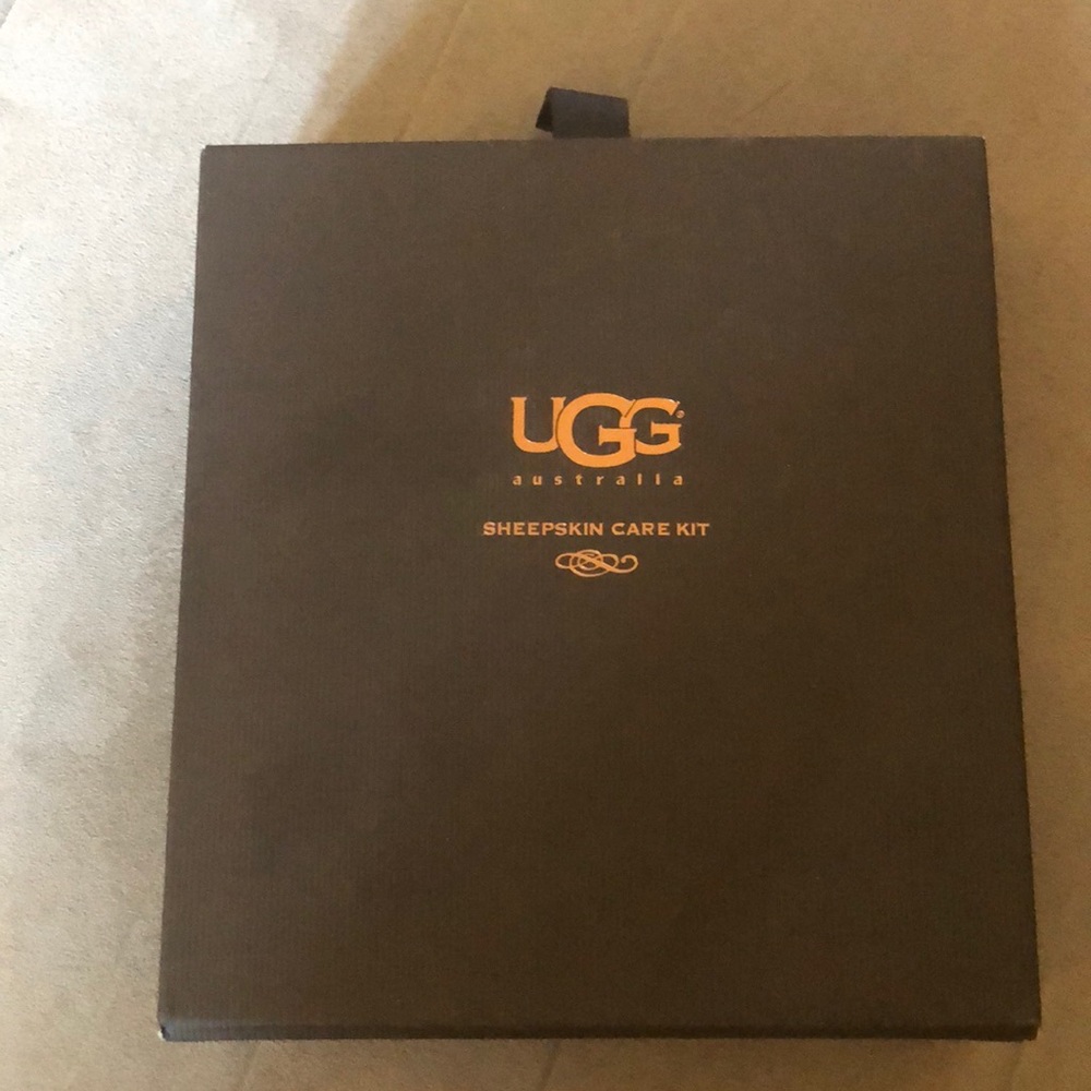 NWT UGG Australia SHEEPSKIN CARE KIT